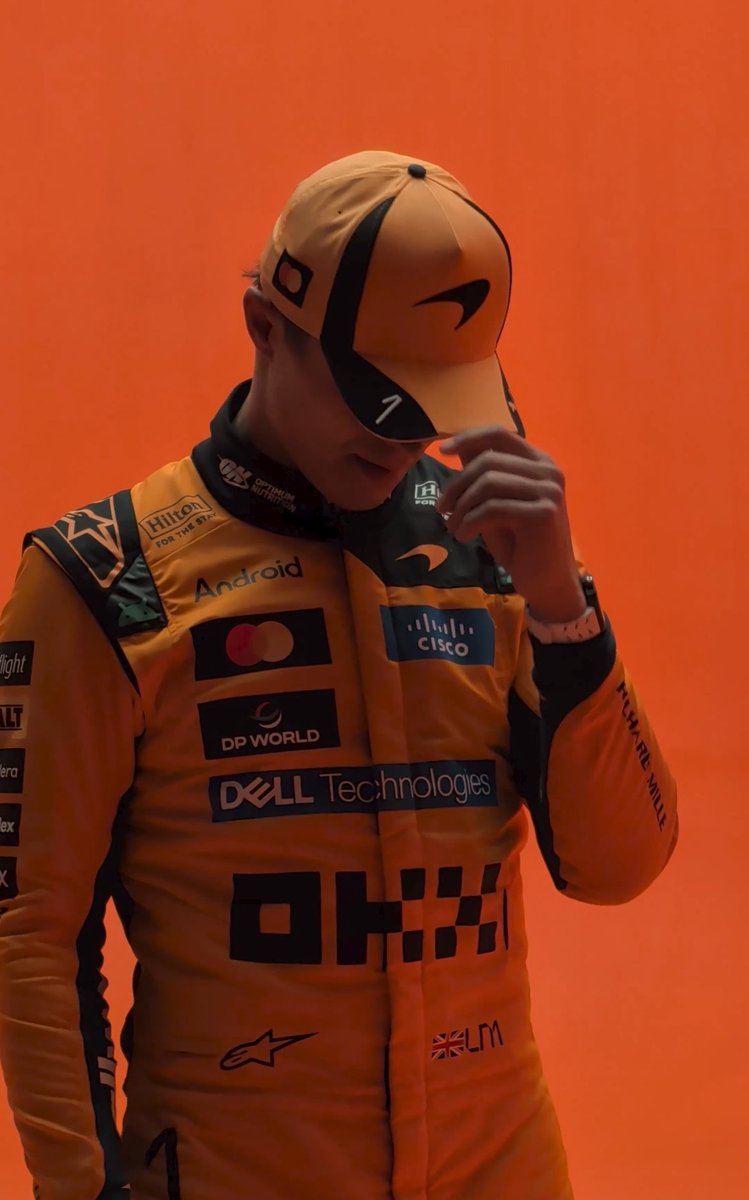 ln4norris's tweet photo. WORLD’S NUMBER ONE. https://t.co/EnOsdycZW9