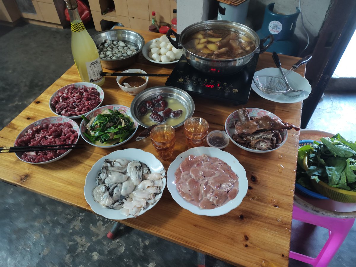 YY2152283644's tweet photo. china 's new years https://t.co/PeAxQcDy3i