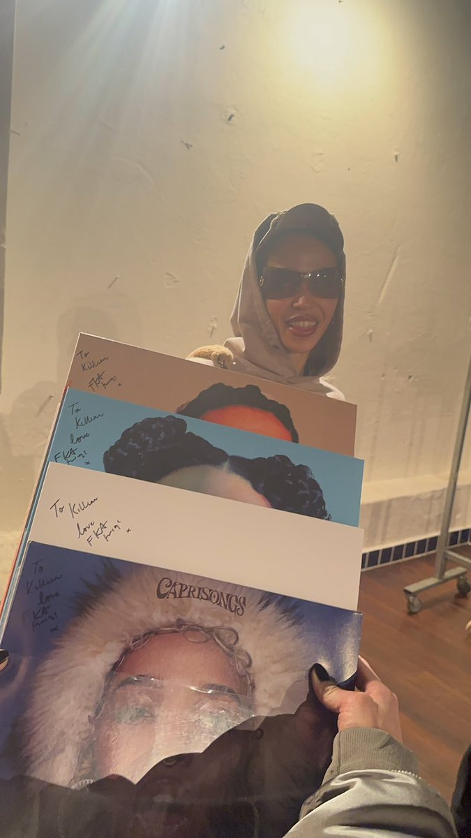 𐚁 (@fkay0nce) on Twitter photo 