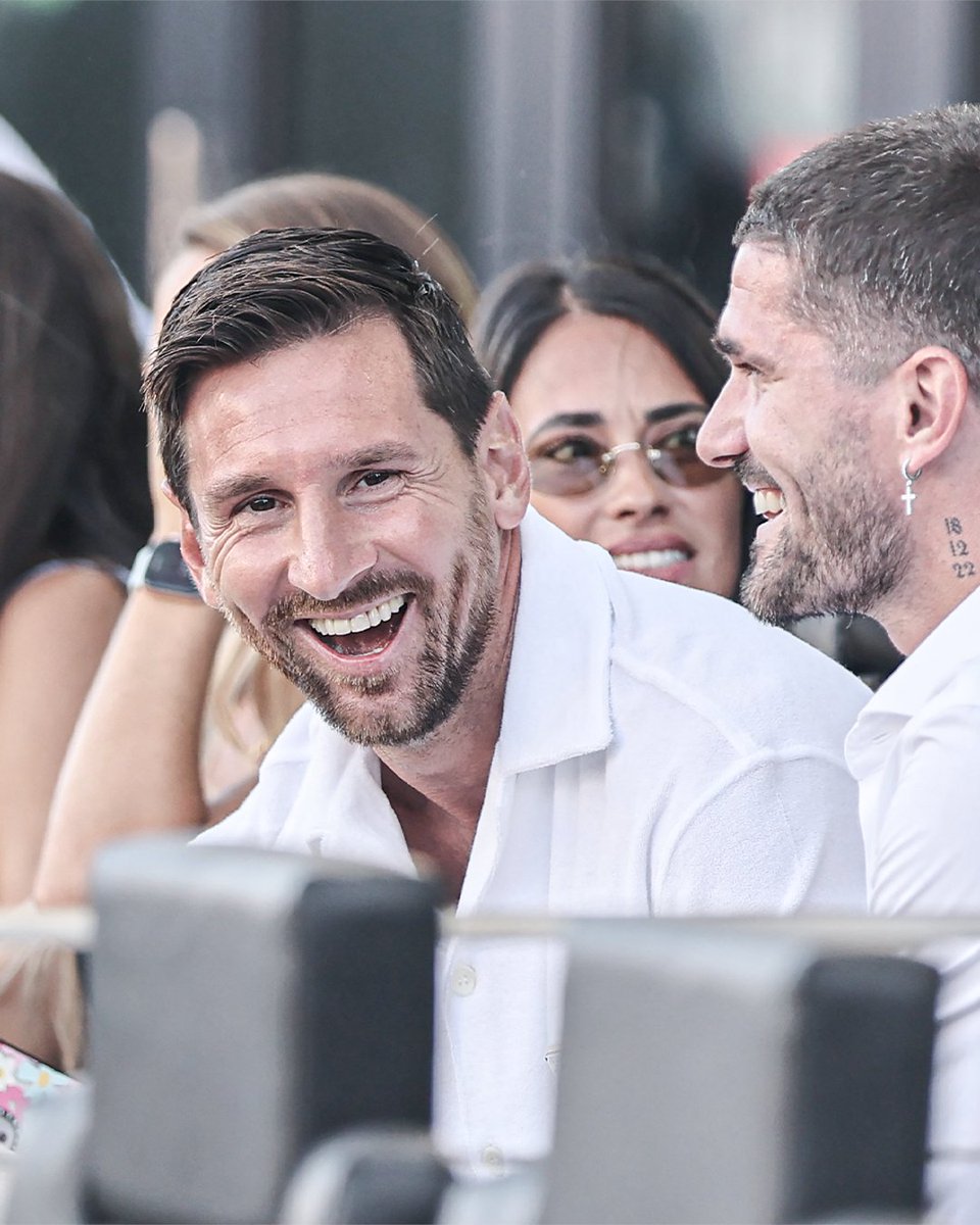 Inter Miami’s revenue has nearly quadrupled since Lionel Messi joined the club 😳💰

From $56 million in 2022 to an estimated $200 million last season, Forbes estimates the club is now worth $1.35 billion — making it MLS' most valuable franchise for the first time.

🐐