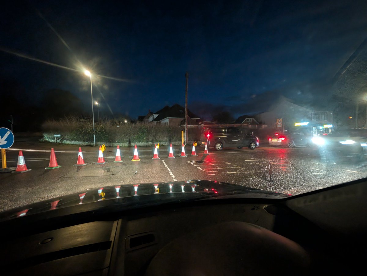 Gavin Ellis tweet media