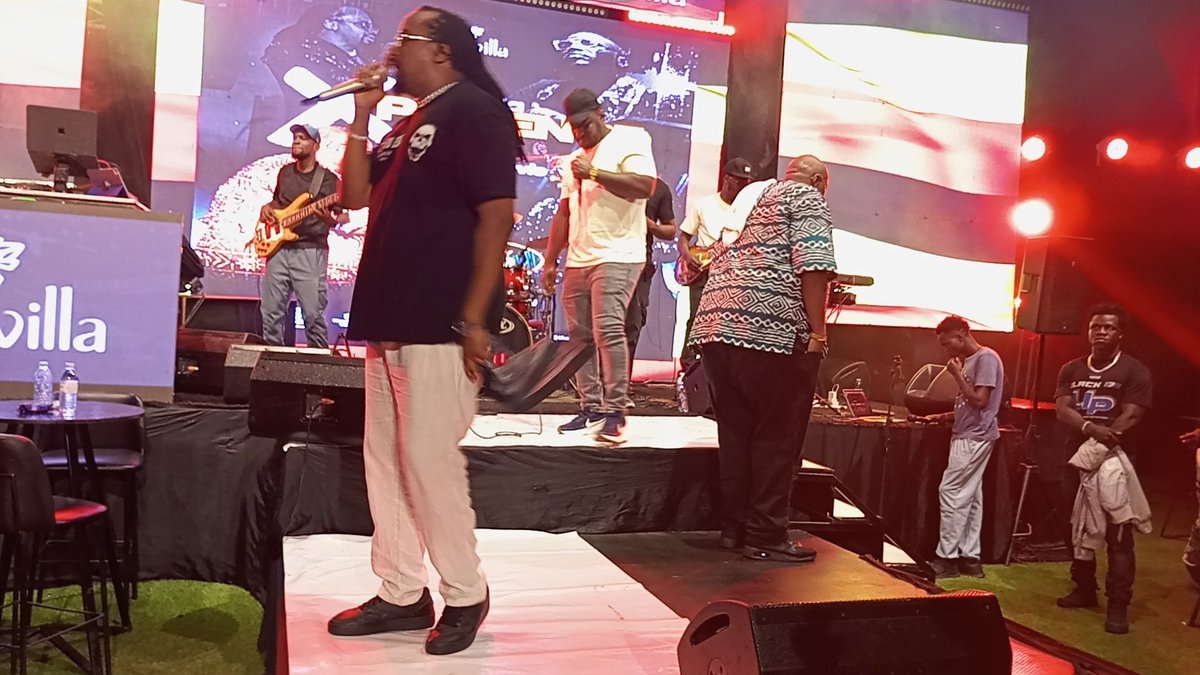 FreshWineUg41's tweet photo. The Patty Went So Crazy Last Night At @TheVillaKLA Celebrating The First Episode Of THE VILLA XPERIENCE With The Best Rappers In Africa @naviomusic And @TheMithMusic Wuwala wuwala eeeehhhhhhh π₯π₯π₯
#Freshwineugupdates #NavcorpArmy https://t.co/h9mP1yrQ2B