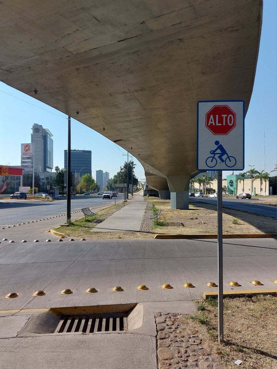 O te paras o te mat4s. 🕳

Mensaje claro 👍 <a href="/municipio_leon/">Municipio de León</a> <a href="/DGOP_Leon/">Dirección General de Obra Pública León</a> <a href="/movilidad_leon/">Movilidad León</a>