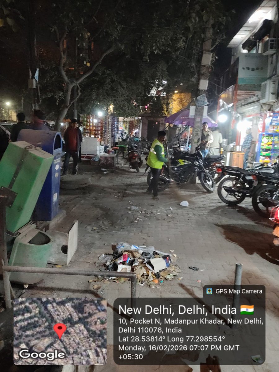 DCCNZMCD's tweet image. Night sweeping drive carried out across the central zone to ensure a clean and hygienic environment.
#CleanDelhi
#Delhipollution
#MCDinAction