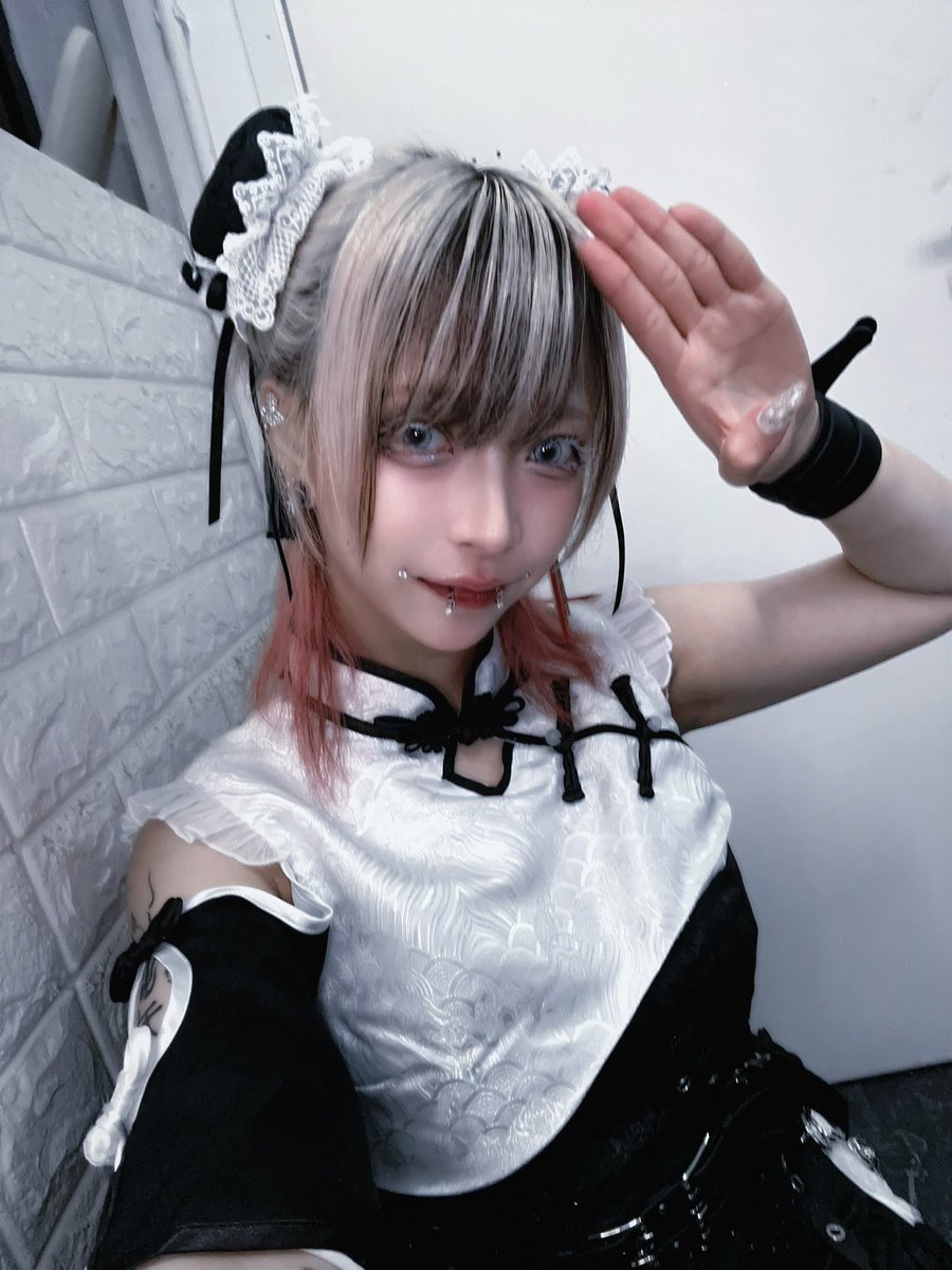 新年快樂!!!!!!!!!! (っ'-')╮ =͟͟͞͞🧧🧧🧧🧧🧧🧧🧧