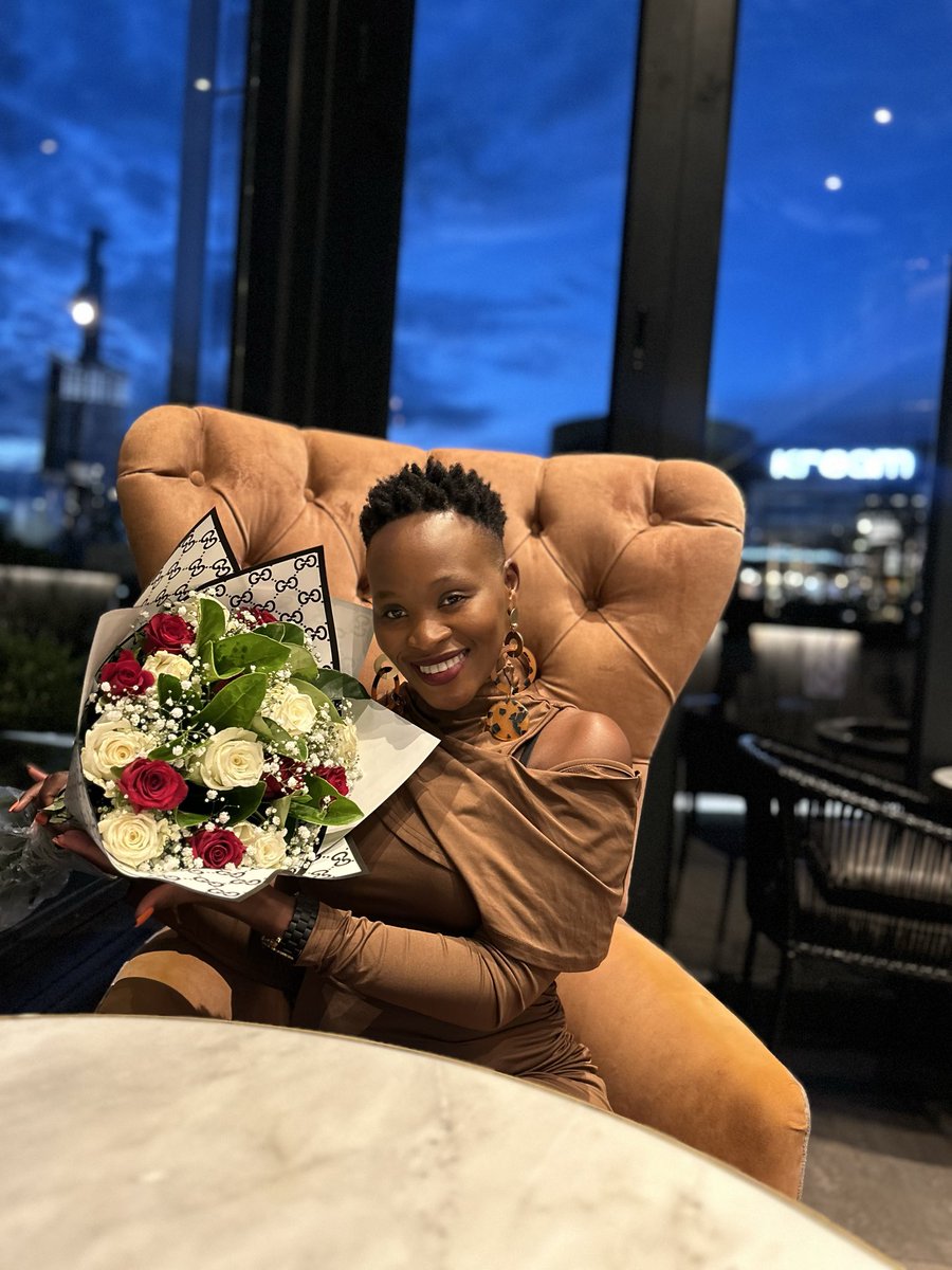 Mmabatho tweet media