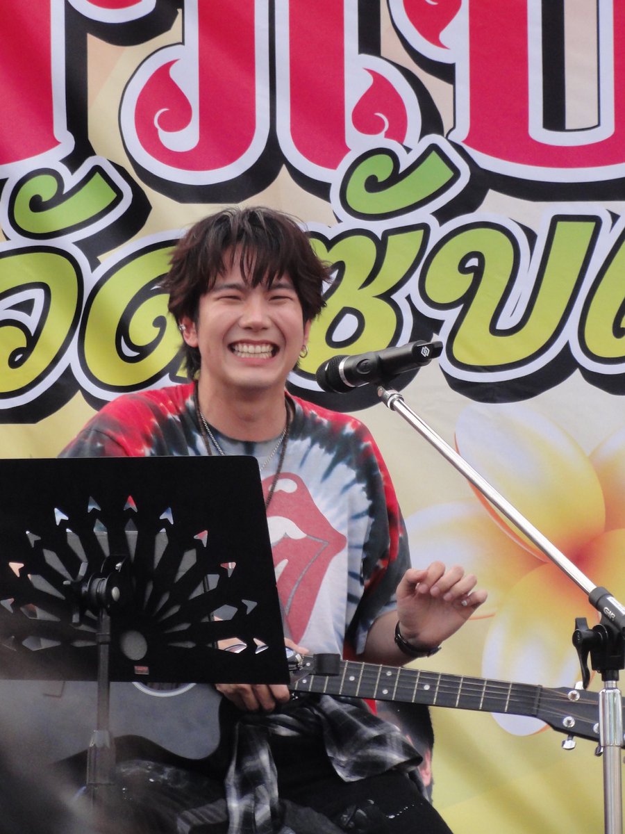 Happy lunar new year 🎊🧧

Mong rằng tất cả chúng ta đều sẽ hạnh phúc 🫶🏻