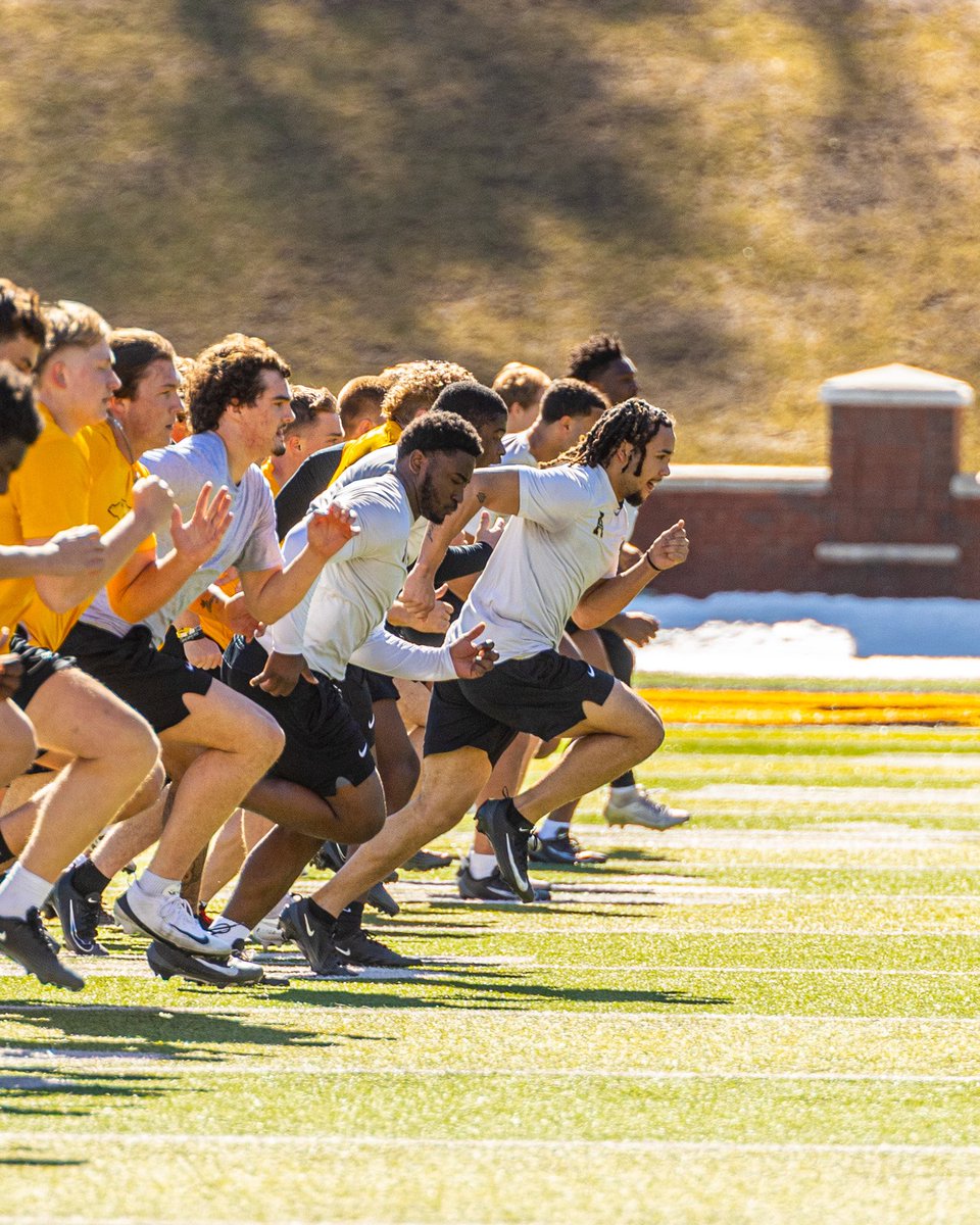 AppState_FB's tweet photo. All gas. 

#GoApp https://t.co/UD8Qgf0HZe