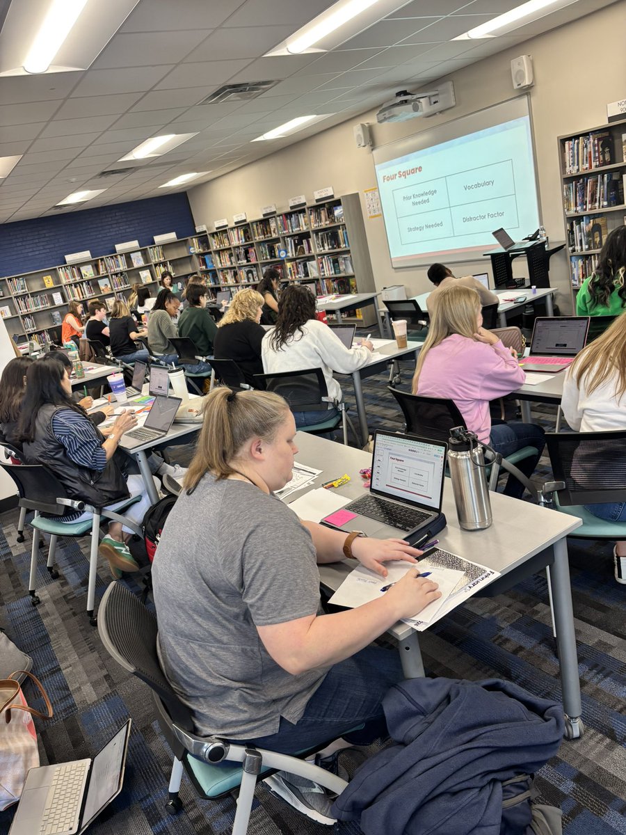 Audrey Robertson tweet media