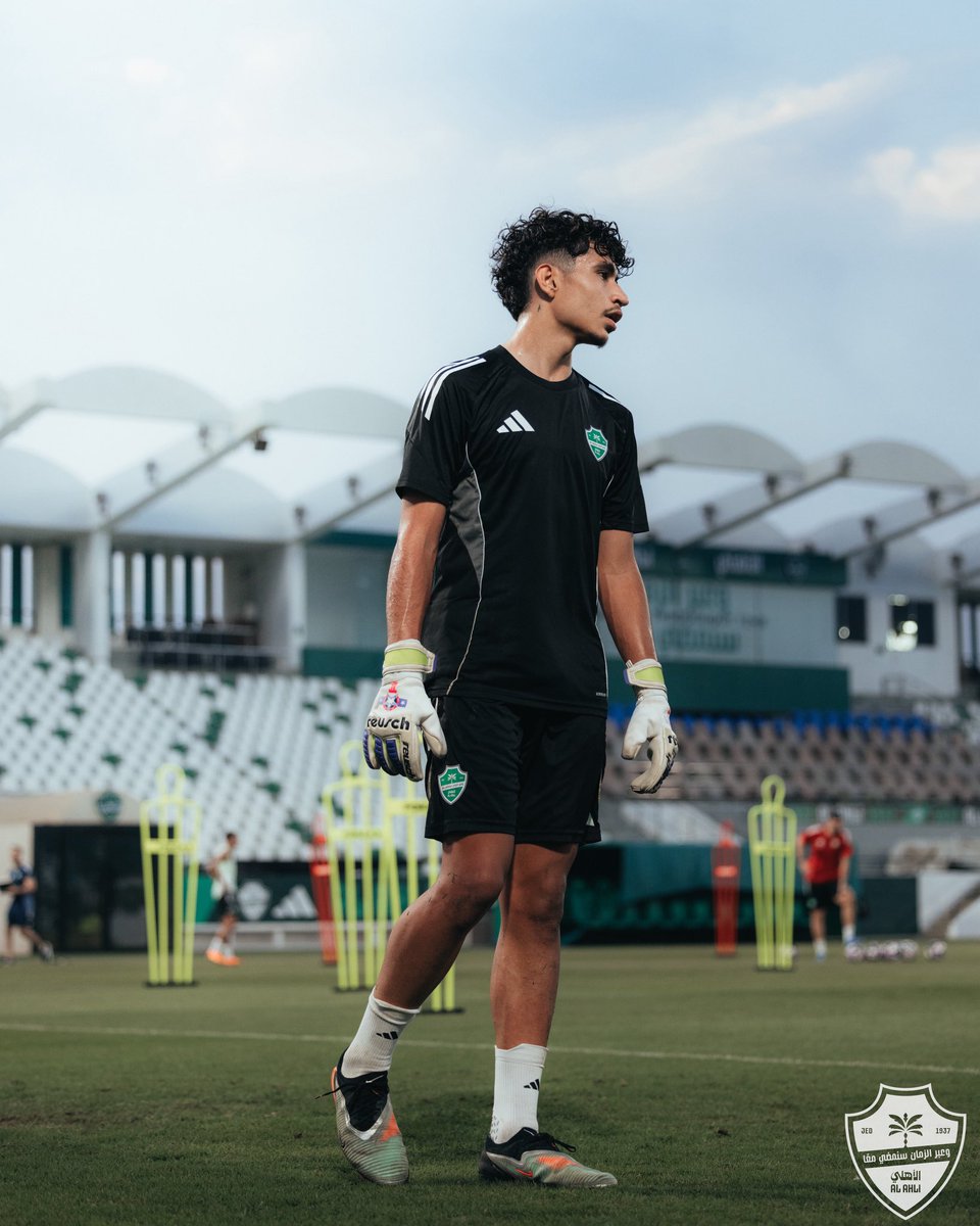 مهند العصيمي | النخبوي القاري🏆 tweet media