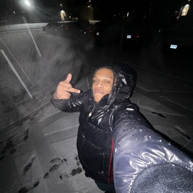 MaloDan06's tweet photo. #NewProfilePic https://t.co/fV0RN2nSMV