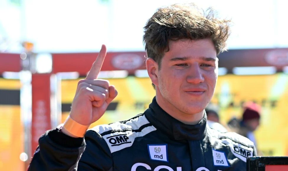 Moscardini demoró en llegar al TC, y cuando entró ganó enseguida. visionauto.com.ar/moscardini-dem… #visiónauto #otramirada