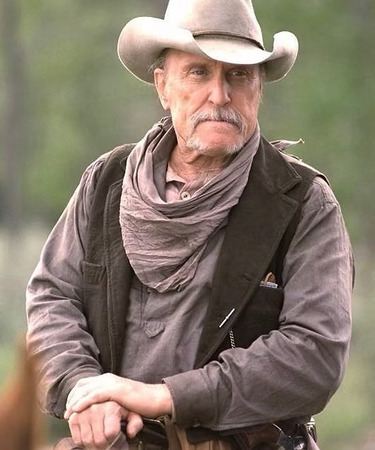 RedBroward's tweet image. Robert Duvall is a true legend. Just watched him in Open Range last night. Rest in peace consigliere 🙏🏻
