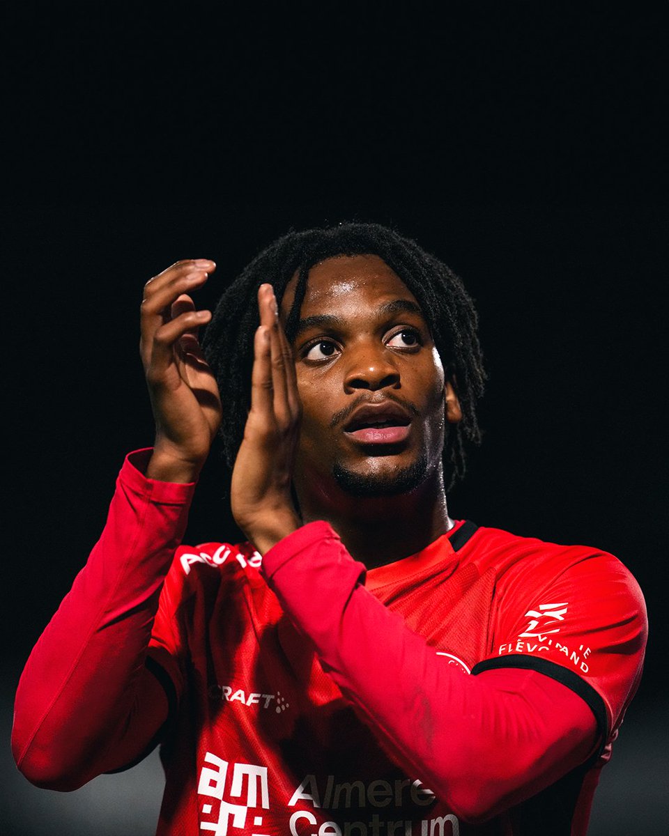 Almere City FC tweet media