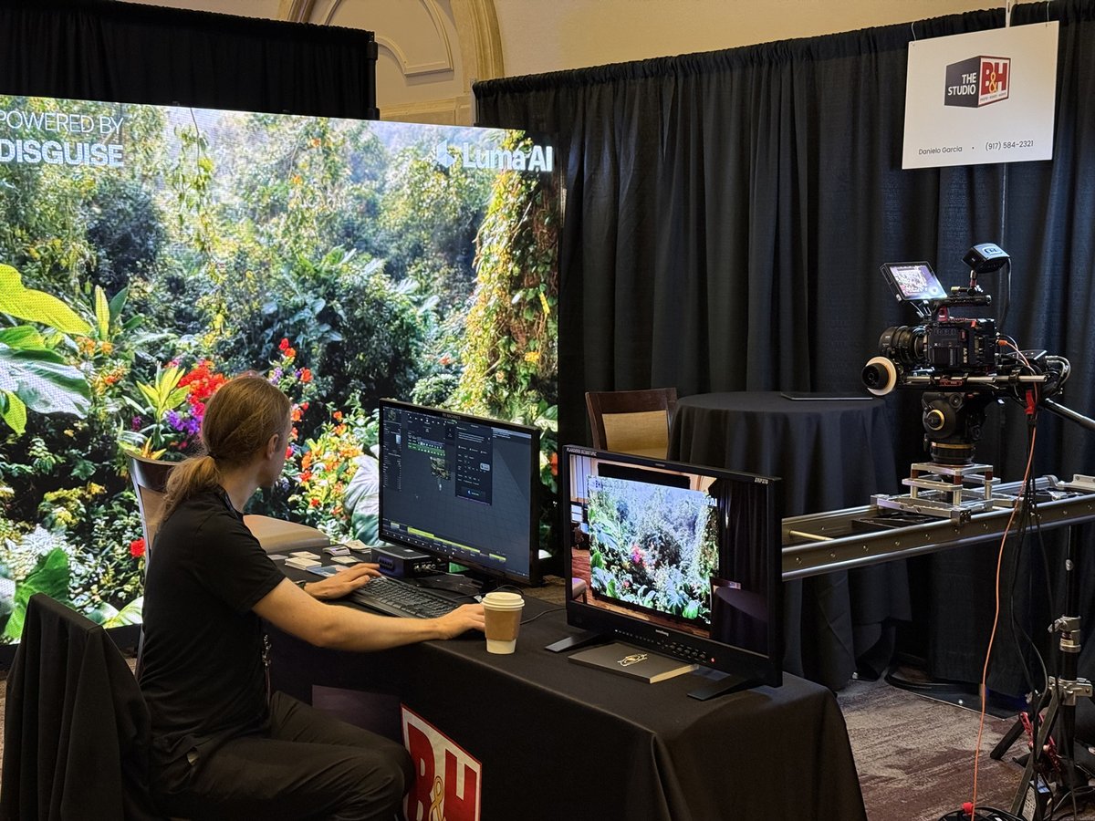 Flanders Scientific tweet media