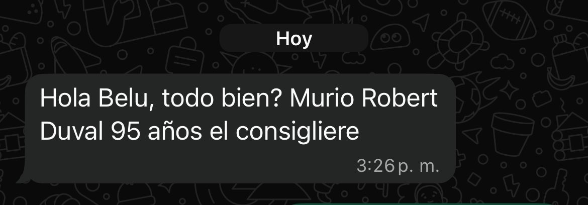 fascinada con mi mama avisandome como si yo fuera el mismisimo al pacino