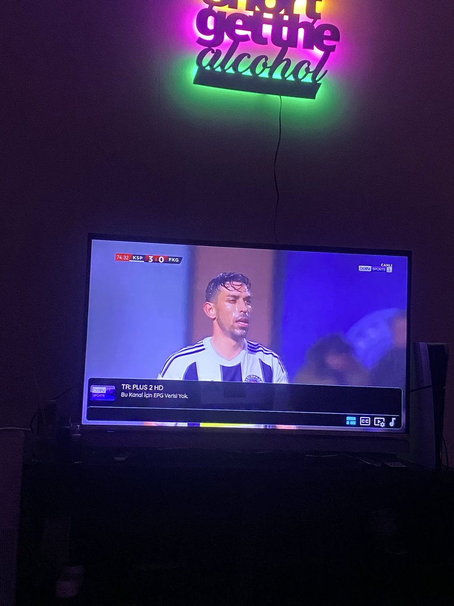 Birader senin problemin yetenek değil ki zaten . İki depar attın adeleni tutuyorsun amk .