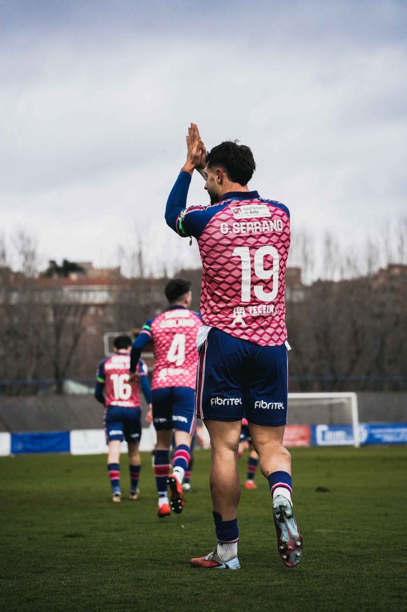 RealAvilaCF's tweet photo. 🫂 Gracias a las 1.325 personas que nos acompañasteis ayer en el Adolfo Suárez.
No pudo ser, pero no por eso vamos a rendirnos. ⚔️
Nueva semana, nuevas oportunidades ❤️🚀💙
#vamosávila #gracias #encarnados https://t.co/5E6VBLi4kU