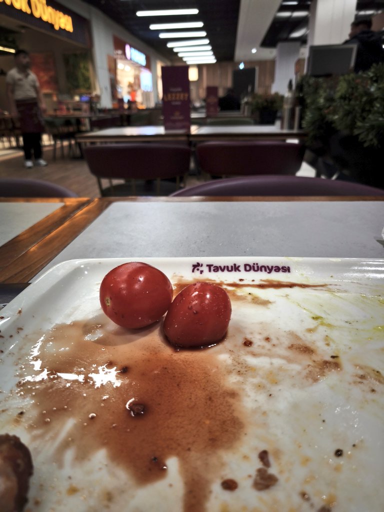 Tarladan sofraya dedikleri bu olsa gerek🤣