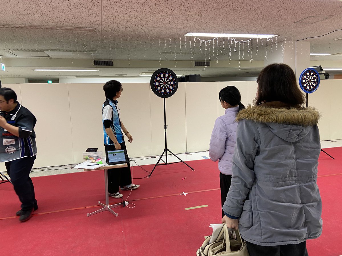 dartsheavy's tweet photo. フジグラン岩国のダーツイベントでは、プロの方々が本当に神対応でした。

その人に一人一人に寄り添った優しい指導や対応力、本当に素晴らしかったです🌸

#長谷川雄亮プロ
#安井君仁プロ
#森脇ゆう子プロ
#大田大介プロ
#吉岡裕也プロ https://t.co/wcjKHemsTA