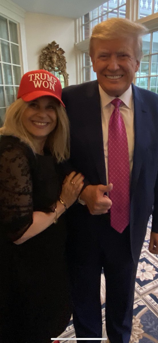 lizdiehl4truth's tweet image. Happy Presidents’ Day to the GOAT! 
🇺🇸There never was and will never be another like you! My love, support, respect and gratitude for all you have done for my children’s future and our country is eternal! ￼❤️🇺🇸🥇🙏
#President
#TrumpWon
#DonaldTrump 
#whitehouse 
 #papitrump