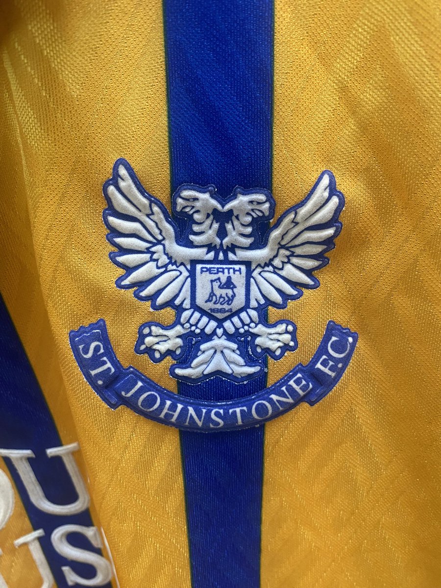 scotlanada's tweet photo. Selling these 2, size L jacket and size M shirt. Shoot me a message if you’re interested. #stjohnstone https://t.co/eFxb0m2pUi