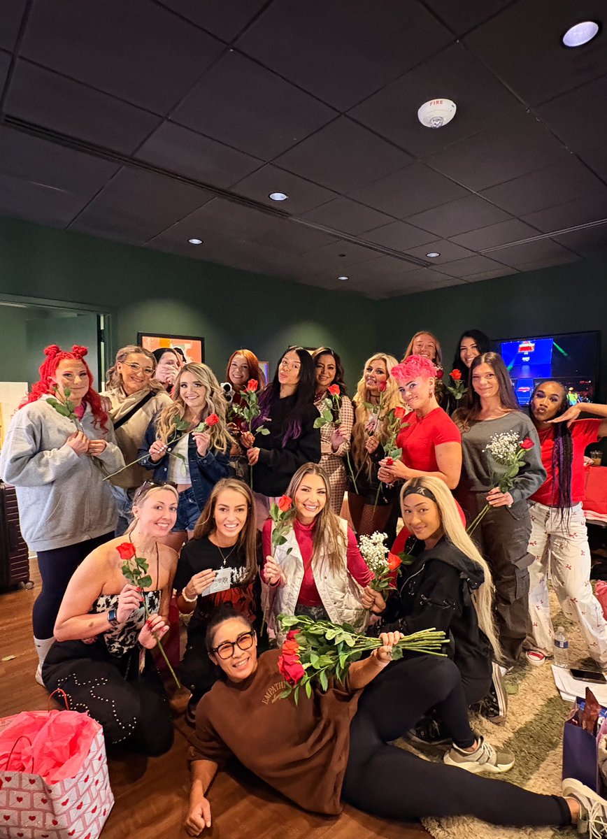 The tradition continues🌹❤️ Another KO’s Galentines in the books!