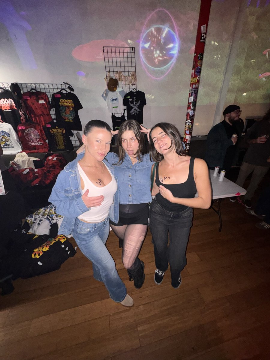 woolbright tweet media