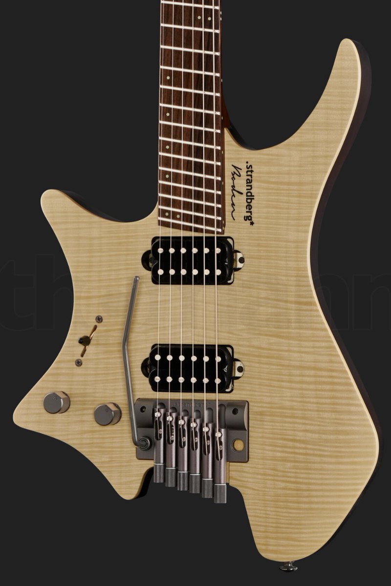 carl🪿 tweet media