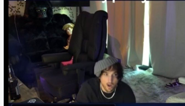 Mitch Jones tweet media