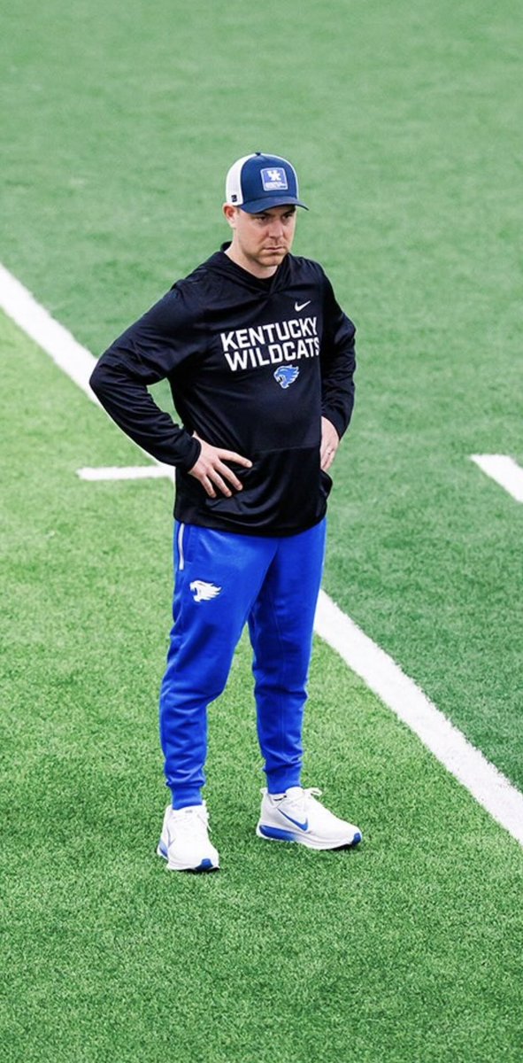 Steins Studs tweet media