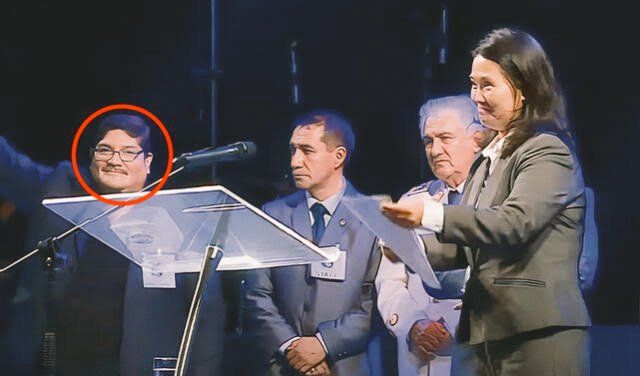 <a href="/JEESxorcismo/">𝔧𝔢𝔢𝔰𝔵𝔬𝔯𝔠𝔦𝔰𝔪𝔬</a> Keiko y el pastor pedófilo José Linares, este financió su campaña, el tipo NO está en prisión a pesar q su hija lo denunció por violarla y embarazarla 2 veces cuando era una niña, su tío tmb abusaba de ella, tiene otras denuncias de violación, coacción. 
epicentro.tv/de-autodenomin…