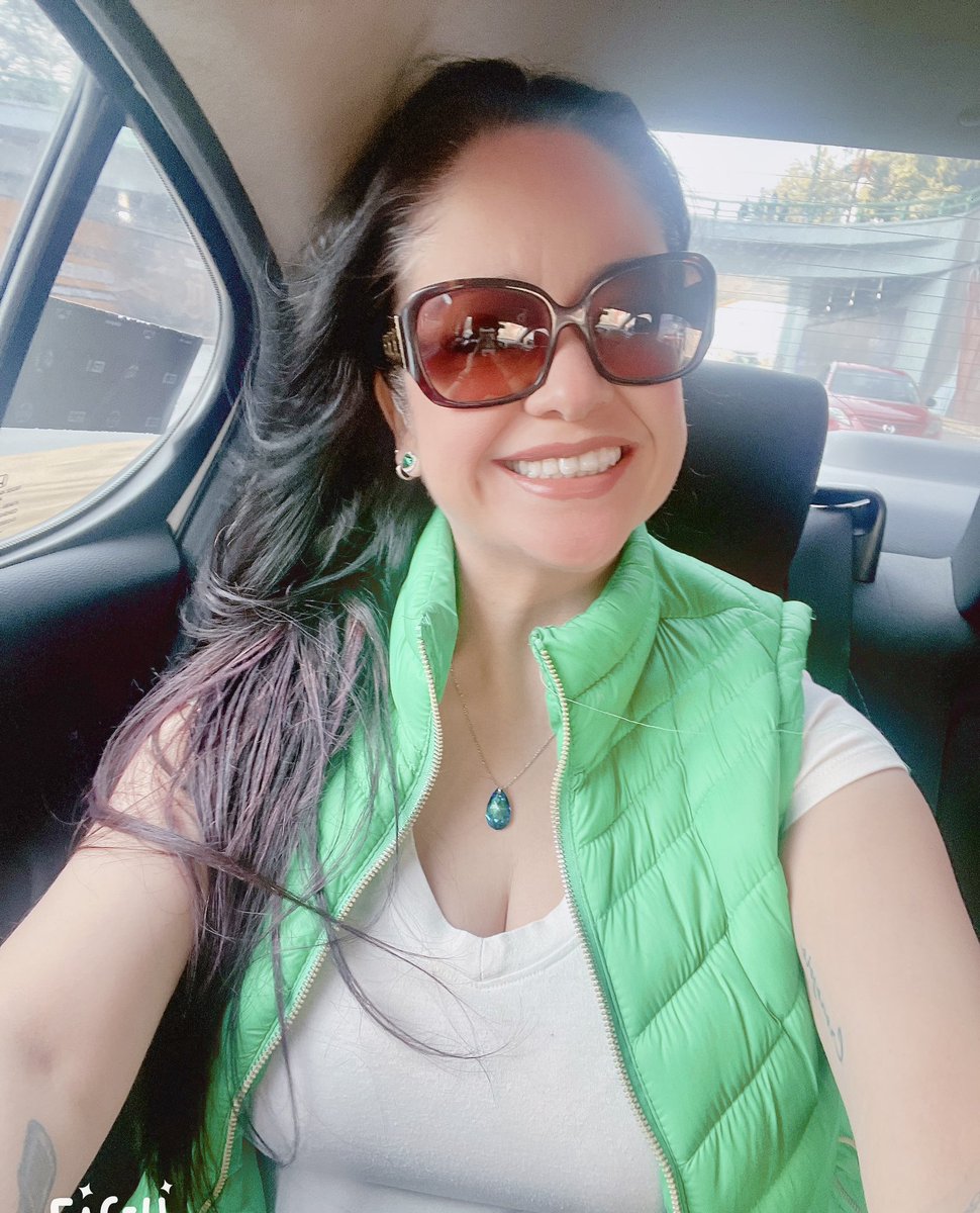 Súper emocionada 🤩 por iniciar otro nuevo curso/diplomado  🙏🏼🫶🏼💫✨💚 que su día de maravilloso 💫✨🫶🏼🧿