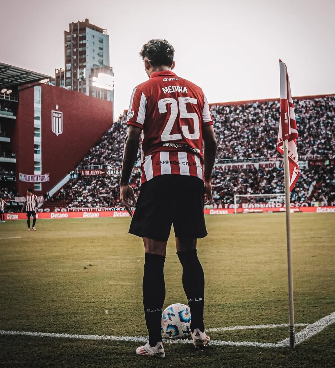 Dos títulos, el amor de toda la gente de Estudiantes y un montón de fútbol. Baile inolvidable ❤️
