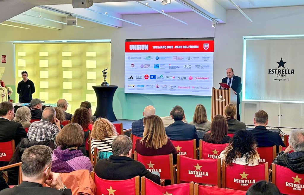esportcat's tweet photo. 📍 El SG @abelgama77 ha assistit a la presentació de la 12a edició de la @uniruncat 🏃‍♀️

Una cita consolidada que fomenta l’esport universitari, els hàbits saludables i la convivència entre estudiants de tot el país

Impulsem l’esport en totes les etapes de la vida! 💪

#esportcat https://t.co/AZOmOIkRRM