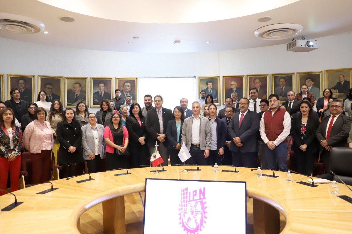 AcademicaIPN's tweet photo. Fortalecemos la colaboración internacional.
El Instituto Politécnico Nacional recibió la visita de trabajo del Instituto Tecnológico de Buenos Aires para dialogar sobre la implementación de cursos COIL, impulsando competencias globales y el trabajo intercultural.

#IPN #COIL https://t.co/8bnHnhVVf8