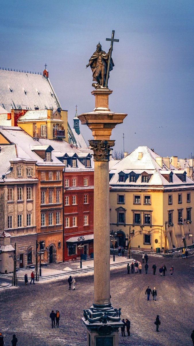 Touching the bricks of Warsaw’s Old Town feels different. This isn’t just a pretty square—it’s a city lovingly pieced back together by people who refused to let it vanish, rebuilt from memory. Have you been? Did it feel modern, or could you sense history in the walls?