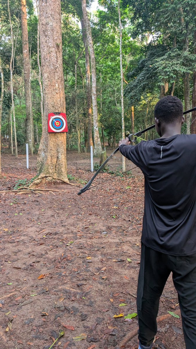 Thiamousmanee's tweet photo. Quand Abidjan devient trop bruyante, je file au Banco charger les batteries et vider le stress 🏃♂️🌿 Prochaine session ? Bientôt ! #BancoFitness #EcoSport #225Life https://t.co/5TBzLzu1tM