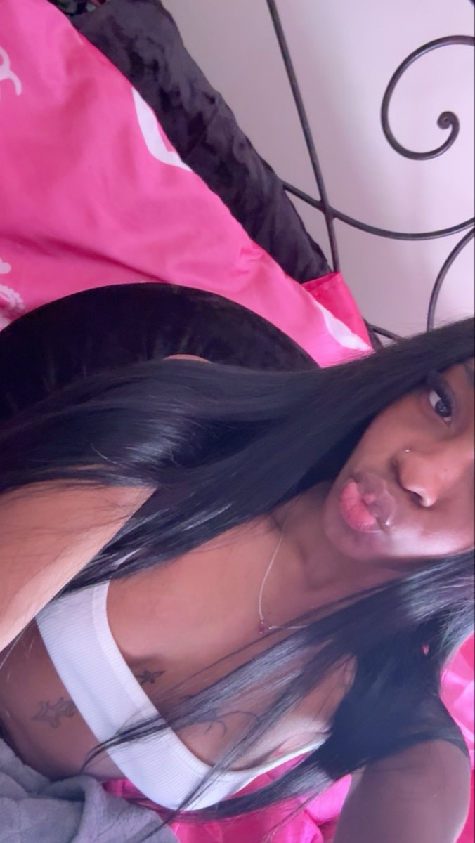 layjia💋 tweet media