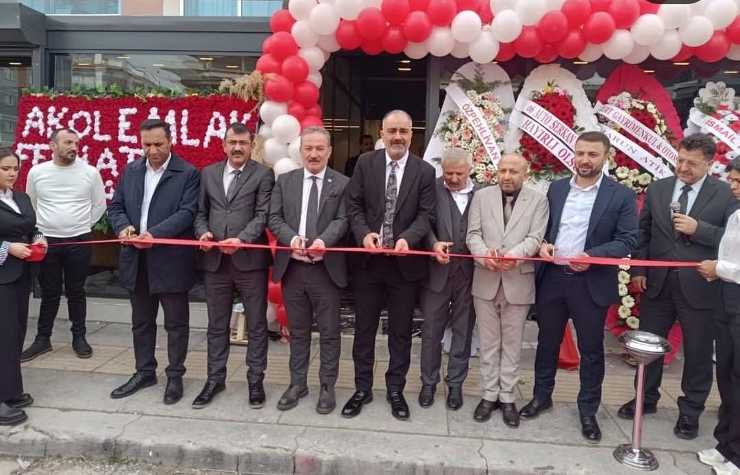 Ankara Sincan Yenikent”e 

KAHRAMAN EMLAK, FİNANS, DANIŞMANLIK,

Açılışına katılım sağladık. İş insanı Sn Mürsel KAHRAMAN”A hayırlı uğurlu olmasını diliyorum.