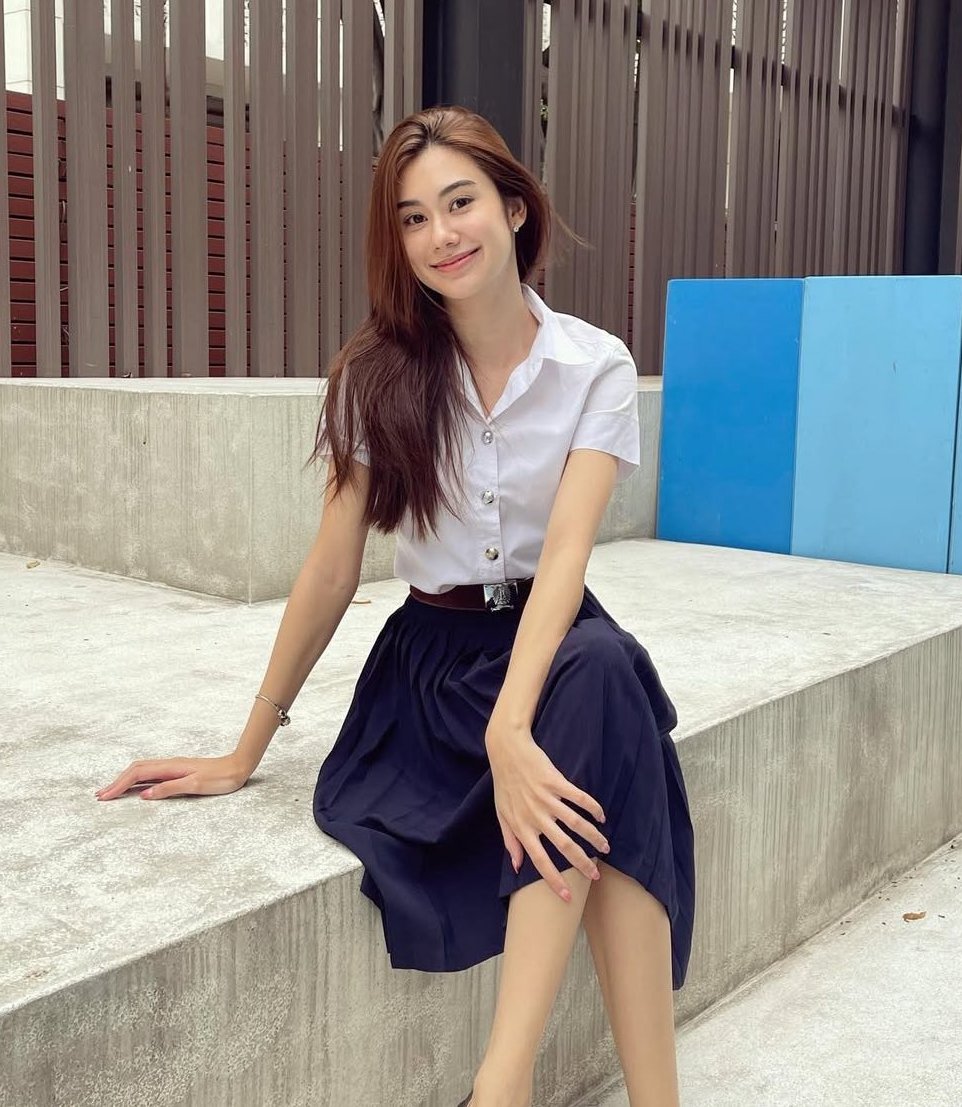 ฟิคชื่อยัยหมวยตัวร้ายกับพี่ฝรั่งแสนดี