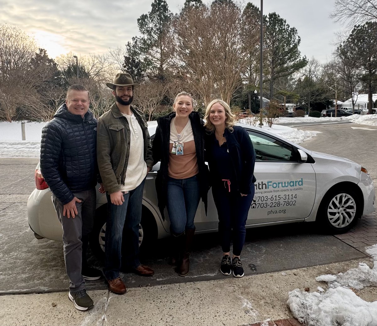 LifeAtVHCHealth's tweet image. What an incredible community response to our Night Shift Council winter clothing drive benefiting @path4va  homeless services. Because of your continued commitment to supporting our neighbors in need we collected 120+ winter coats and essential gear items. You generousity is