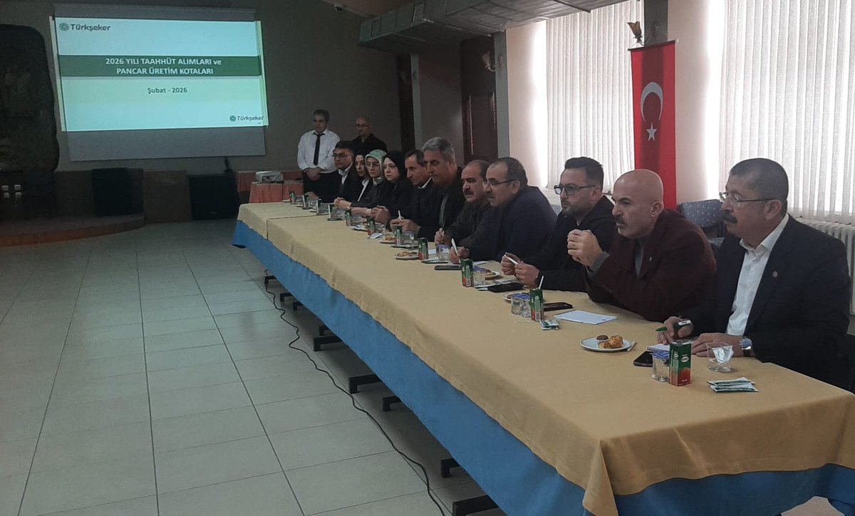 krpzrd's tweet photo. Türkiye Şeker Fab. A.Ş. Genel Müdür Yrd. Erkan İçöz, Ür. Daire Bşk.Sadık Serhat, Oda Başkanımız Durmuş Üner, Pankobirlik Başkanı Yunus Çelik,  Ereğli Şeker Fab.Müdür ve şeflerinin katılımıyla toplantı gerçekleştirildi.Toplantıda 2026 yılı Ekim dönemi durum değerlendirmesi yapıldı https://t.co/TTMUNNJl4p