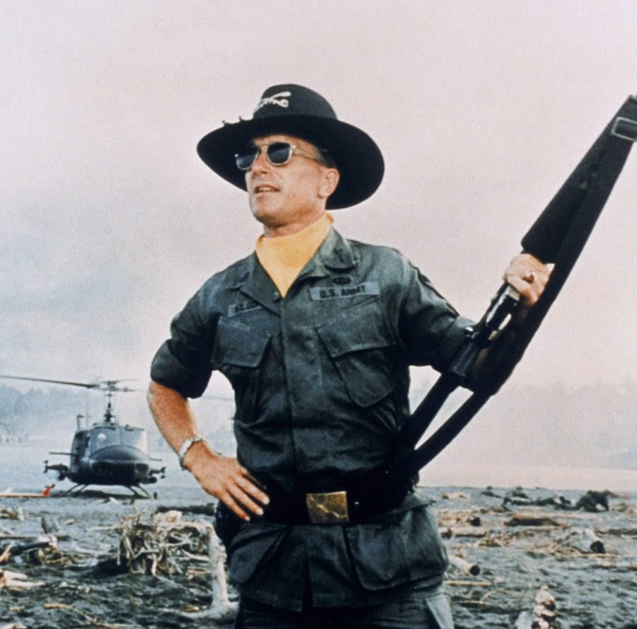 Frosty Bear🍸 tweet media