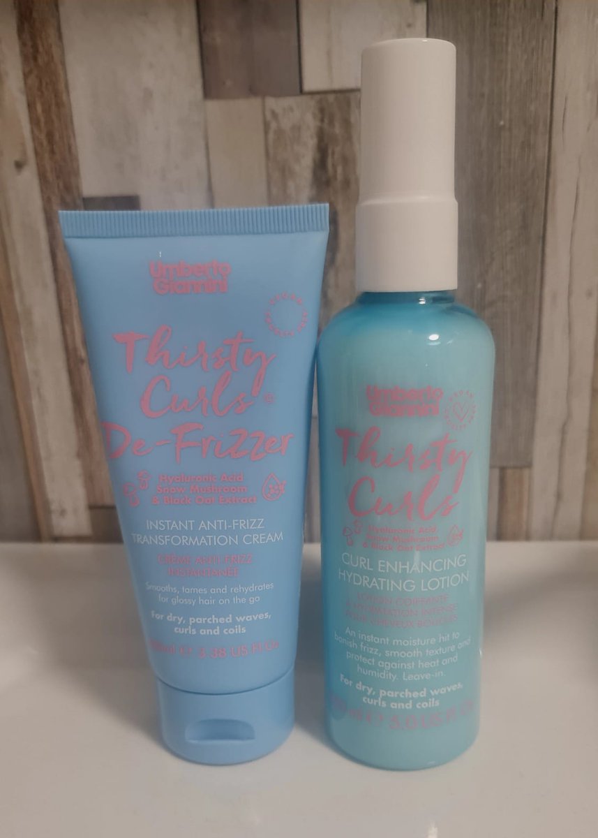 Invader_Kitty's tweet photo. @AmazonHelp hey there, my mum ordered this product and this is only what she received, the picture on the right. Is there anything you could do to help please? We've tried resolving this on the app, have had zero luck https://t.co/1Iu1xAfVXU
