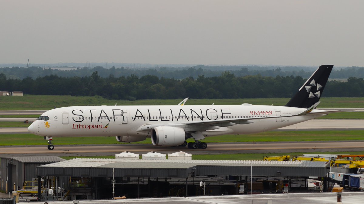 Ethiopian Airlines Airbus A350-941 (AT-AYN) in Star Alliance touching down <a href="/Dulles_Airport/">Dulles Airport (IAD)</a> .

#featured #planespottingbe #dullesairport #aviationphotography #planespotter #aviationlovers #aviation