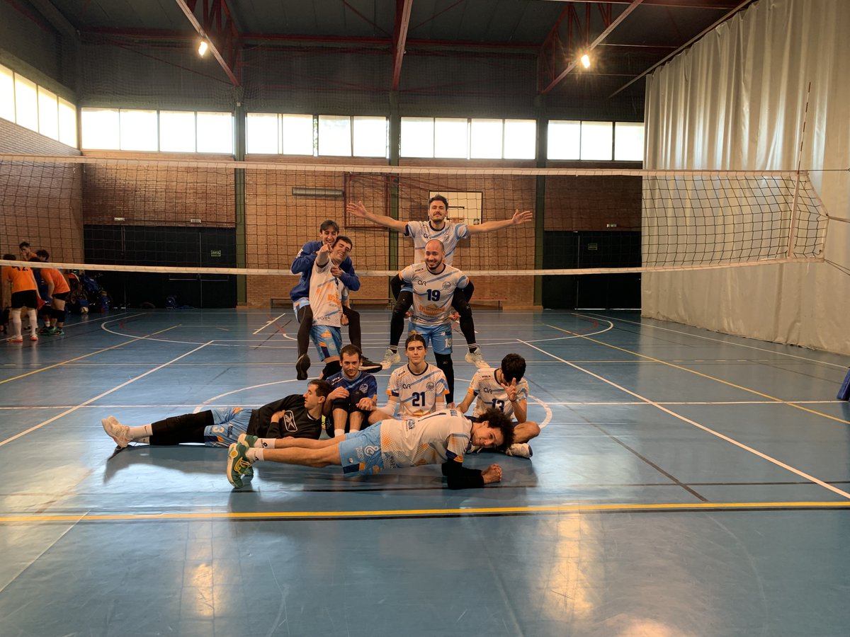 C.V. Rochelambert tweet media