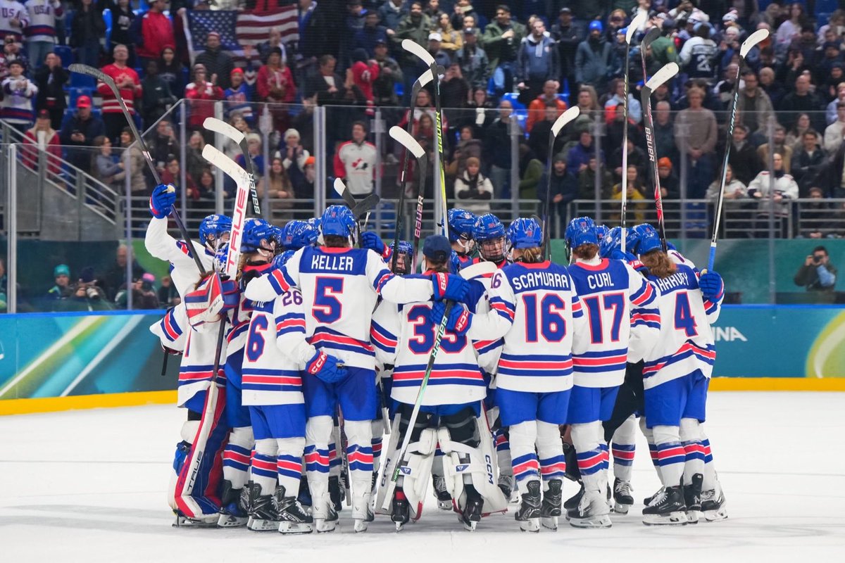 fthinlttlefreak's tweet photo. nothing in my life has ever made me feel as patriotic as team usa’s women hockey. they are just demolishing everyone in their path, and i turn into a screeching bald eagle watching them do so ! they mean so much to me, especially with everything happening in the u.s. right now <3 https://t.co/SwWtOG9CEs