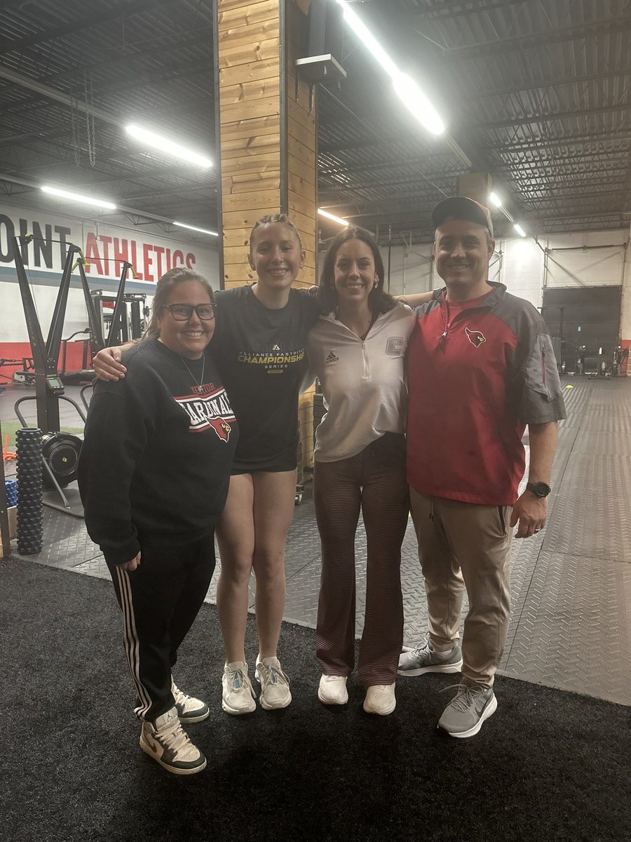 Mentor Cards Softball tweet media