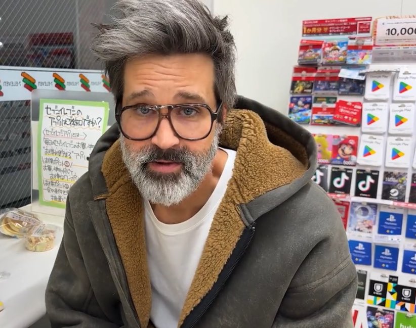 oceansorchid's tweet photo. he looks so fucking good im gonna hurl https://t.co/eXBocClXBv